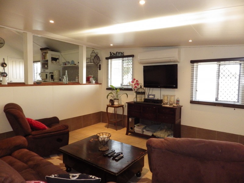 6 Gregory Street, Roma QLD 4455