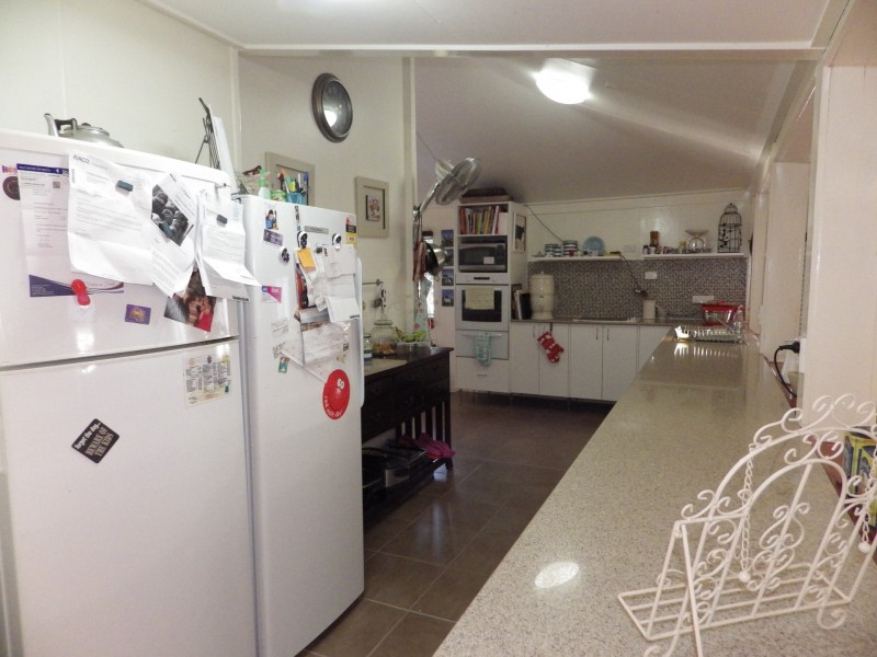 6 Gregory Street, Roma QLD 4455