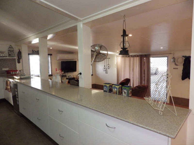 6 Gregory Street, Roma QLD 4455