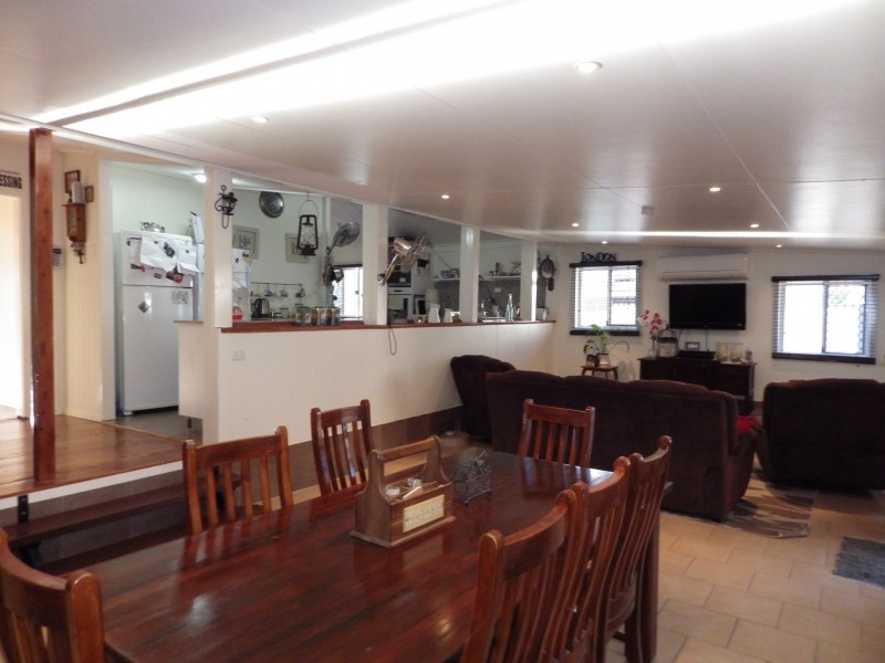 6 Gregory Street, Roma QLD 4455