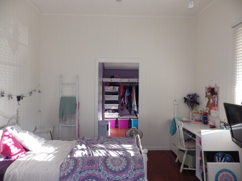 6 Gregory Street, Roma QLD 4455