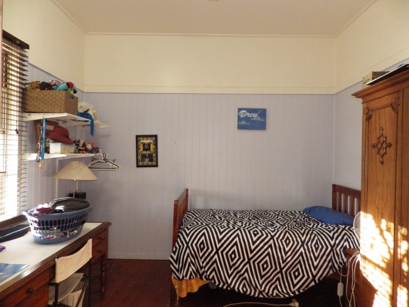 6 Gregory Street, Roma QLD 4455