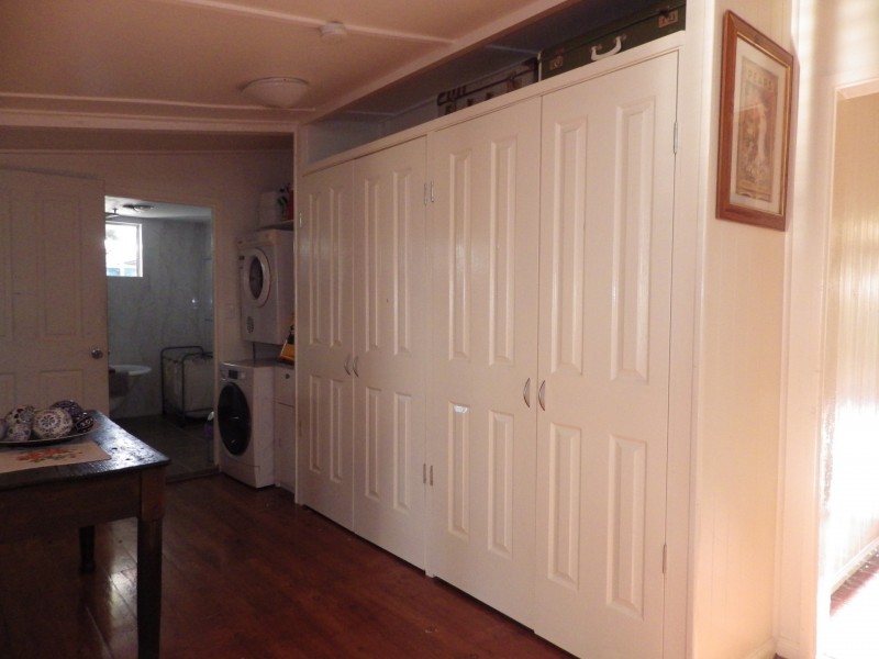6 Gregory Street, Roma QLD 4455