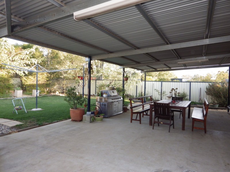 6 Gregory Street, Roma QLD 4455