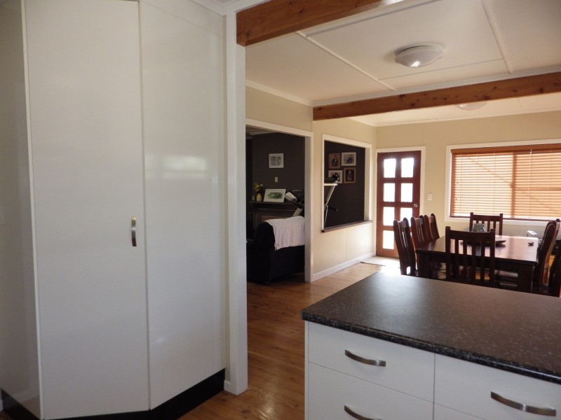 4 Saunders Street, Roma QLD 4455