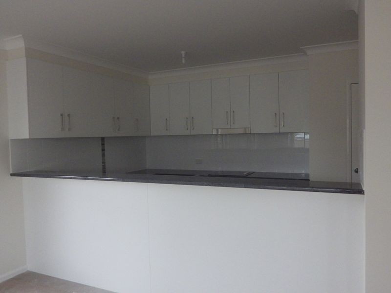 2/2 Russell Street, Roma QLD 4455