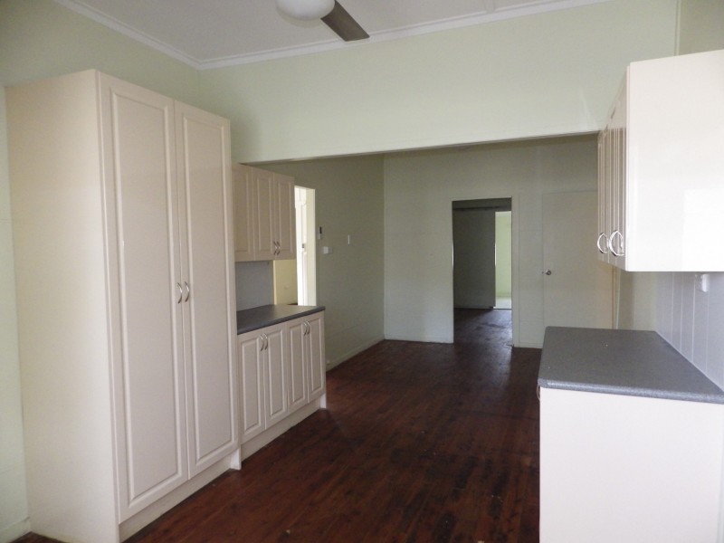 3-5 Gregory Street, Roma QLD 4455