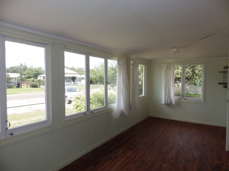 3-5 Gregory Street, Roma QLD 4455