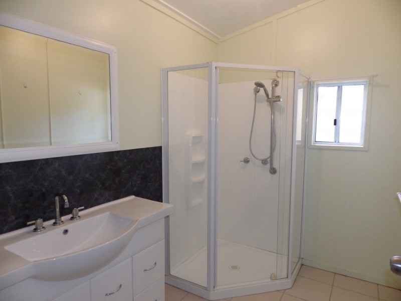 3-5 Gregory Street, Roma QLD 4455