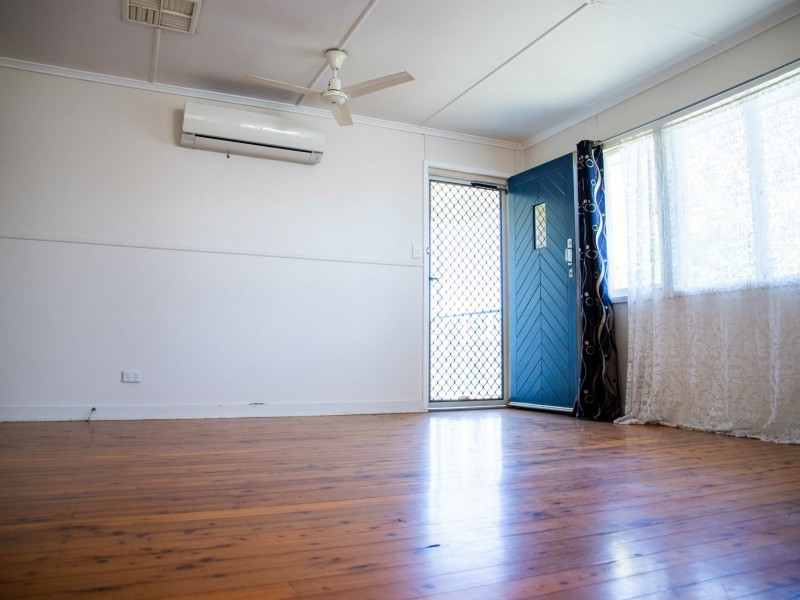 128 Currey Street, Roma QLD 4455