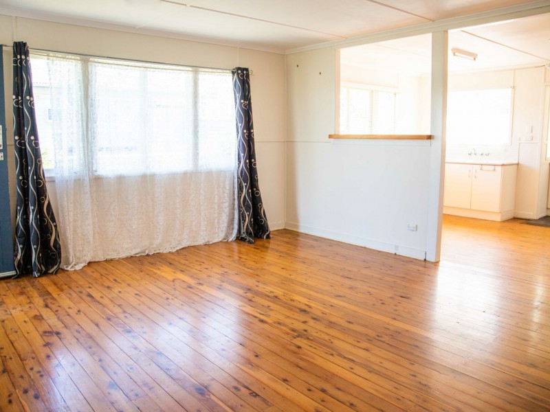 128 Currey Street, Roma QLD 4455