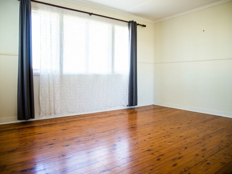 128 Currey Street, Roma QLD 4455