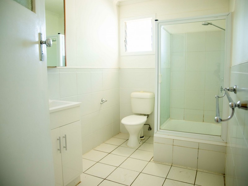 128 Currey Street, Roma QLD 4455