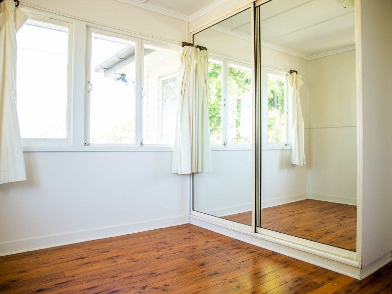 128 Currey Street, Roma QLD 4455