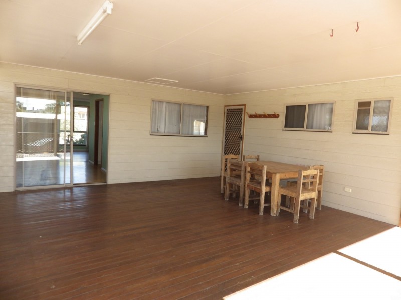 117 Miscamble Street, Roma QLD 4455