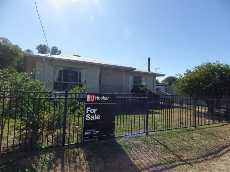 117 Miscamble Street, Roma QLD 4455