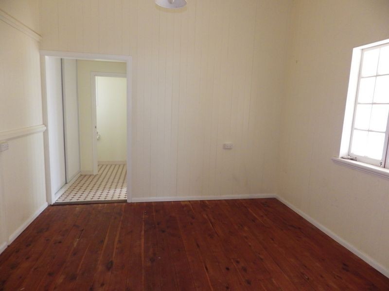 164 Alice Street, Mitchell QLD 4465