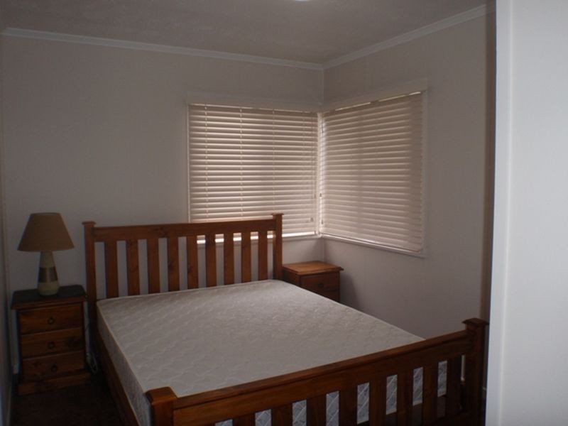 4 Wyndham Street, Roma QLD 4455