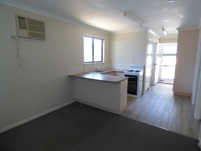 14 Powell Street, Roma QLD 4455