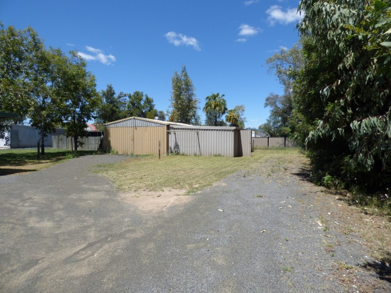 14 Powell Street, Roma QLD 4455