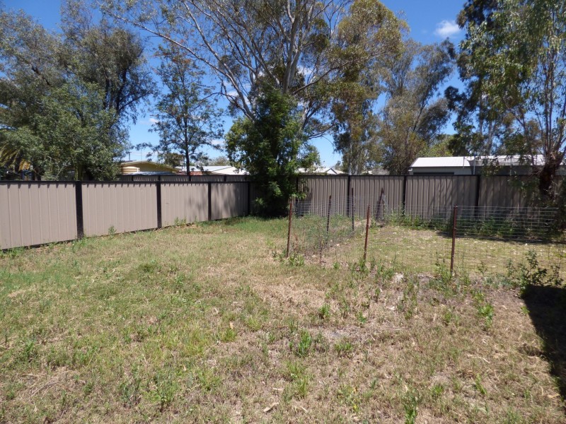 14 Powell Street, Roma QLD 4455