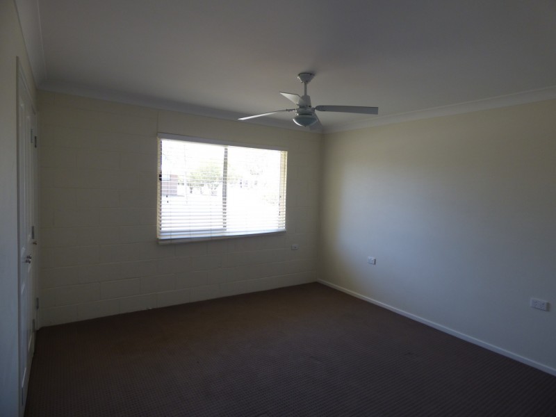 15 Taylor Street, Roma QLD 4455