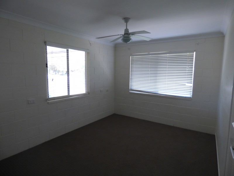 15 Taylor Street, Roma QLD 4455