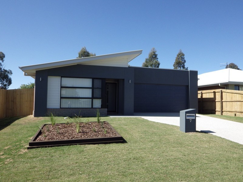 7 Highview Close, Roma QLD 4455