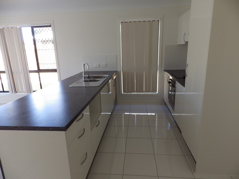 7 Highview Close, Roma QLD 4455