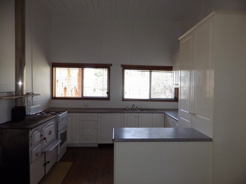 28 Feather Street, Roma QLD 4455