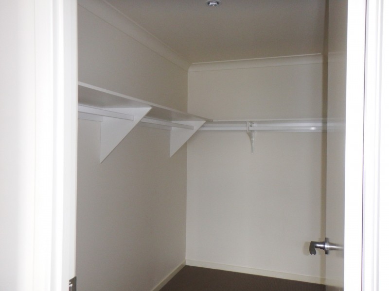 13 Lockyer Crescent, Roma QLD 4455