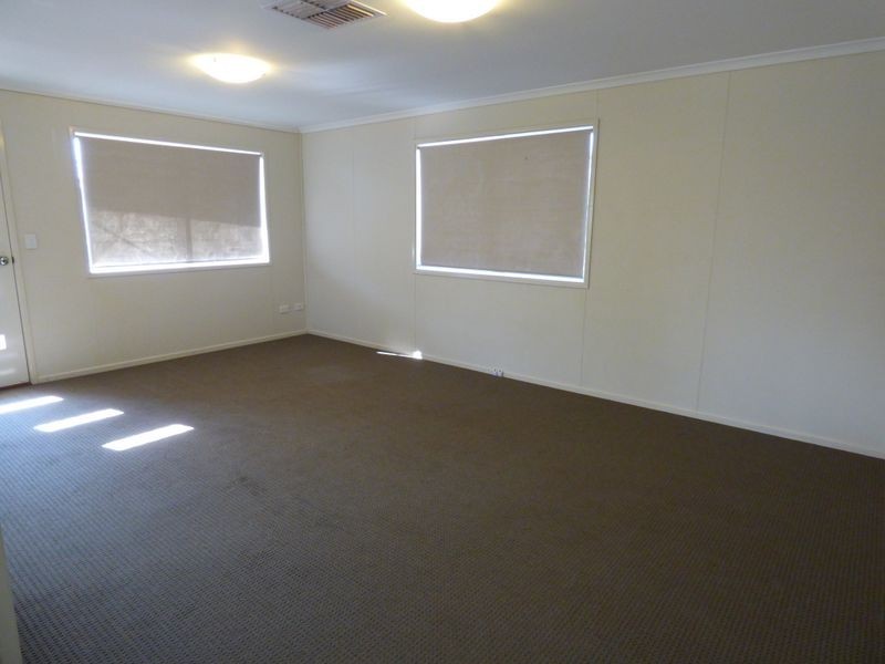 12 Luff Street, Roma QLD 4455