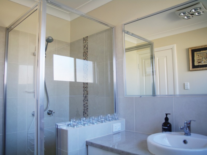 19 Alexander Avenue, Roma QLD 4455