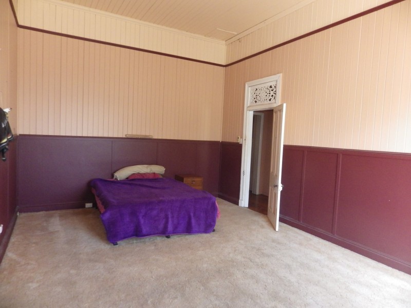 6 Conroy Street, Roma QLD 4455