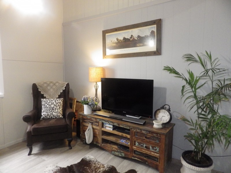 122 Arthur Street, Roma QLD 4455