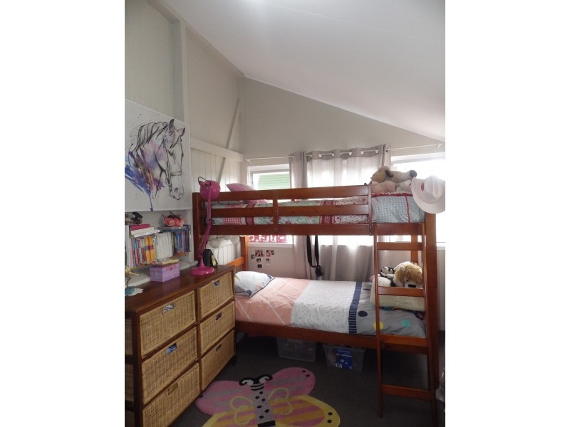 122 Arthur Street, Roma QLD 4455