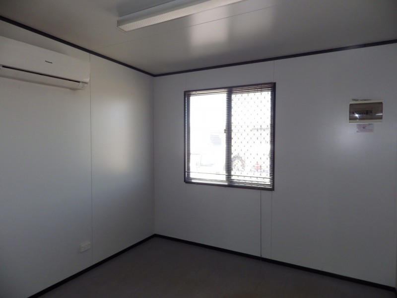 Shed 5, 8- Beaumont Drive, Roma QLD 4455