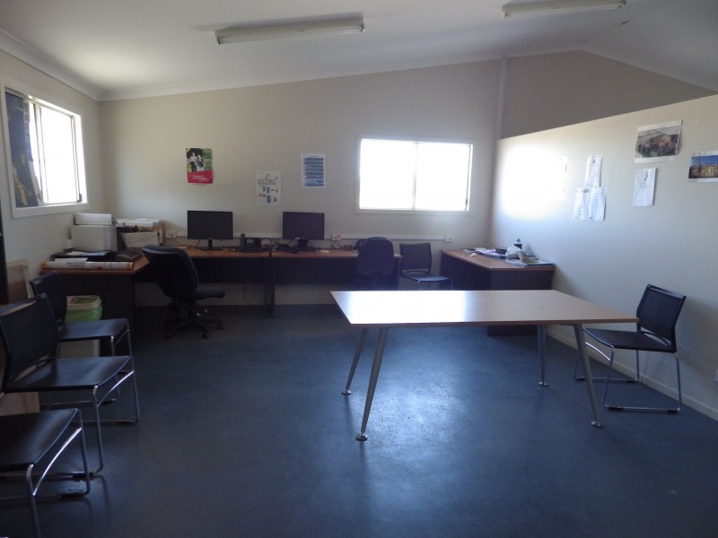 Shed 3, 8- Beaumont Drive, Roma QLD 4455