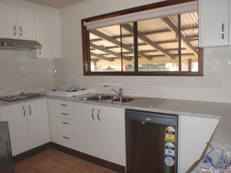 42 Clayton Road, Roma QLD 4455