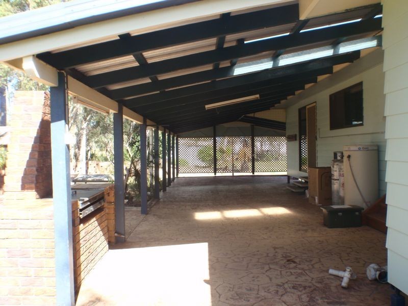 42 Clayton Road, Roma QLD 4455