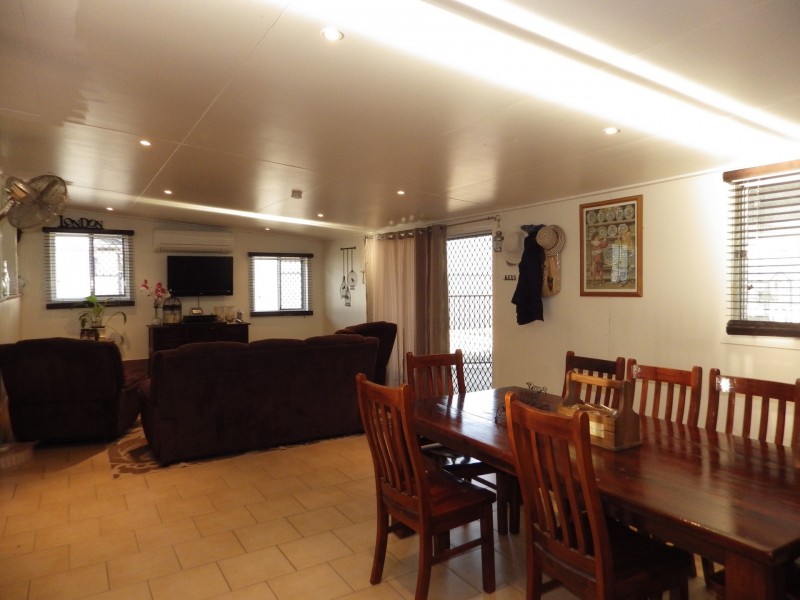 6 Gregory Street, Roma QLD 4455