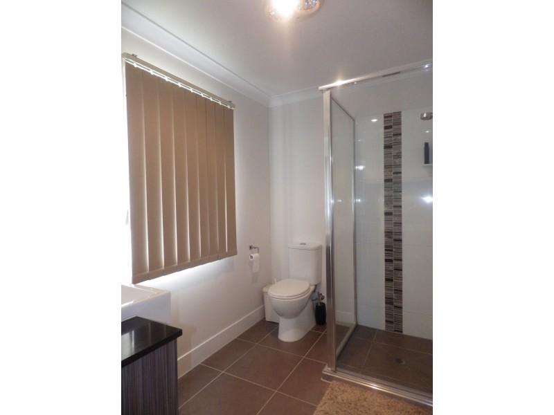 19 Lomandra Avenue, Roma QLD 4455