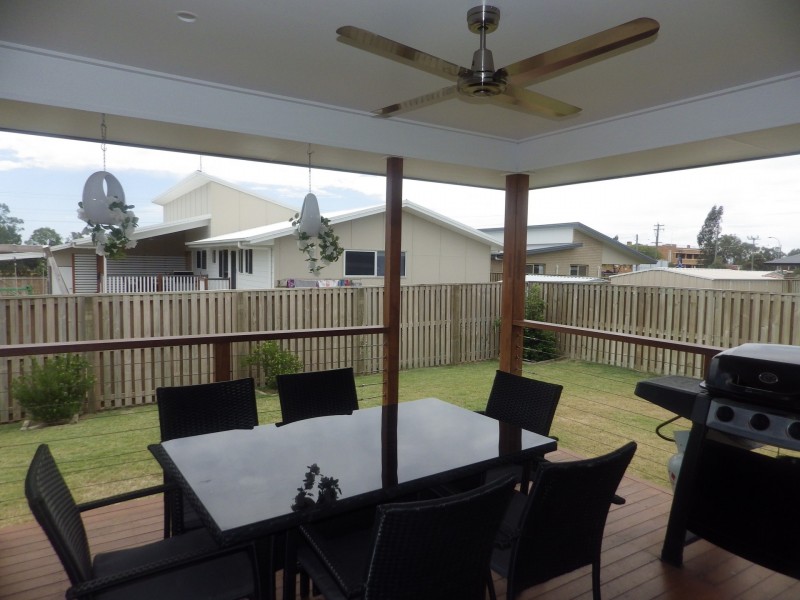 19 Lomandra Avenue, Roma QLD 4455