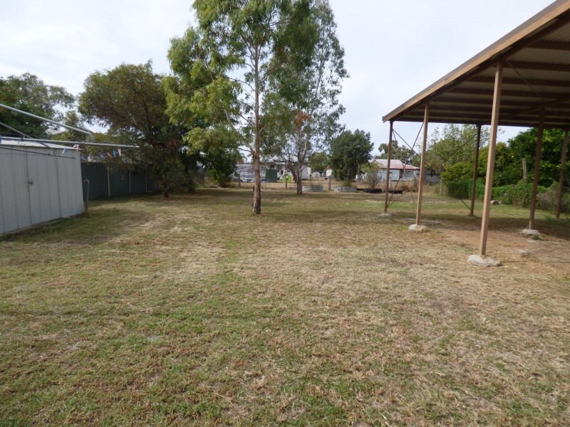 9 Coronation Street, Injune QLD 4454