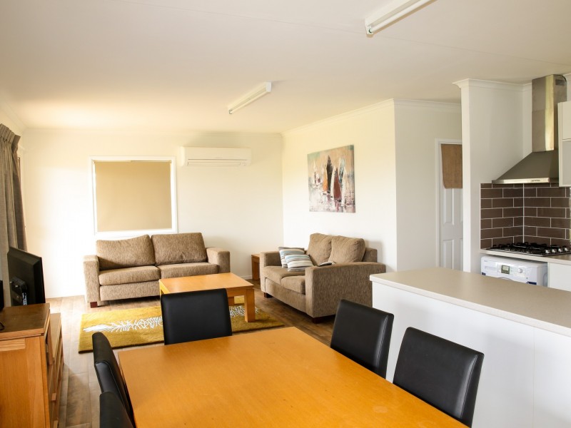 17 Camerons Lane, Roma QLD 4455