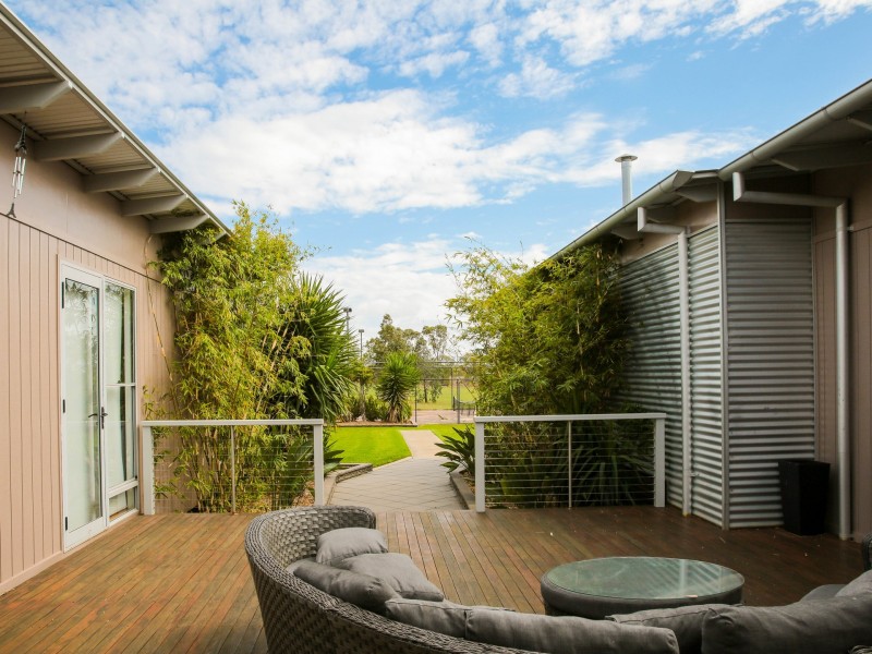 17 Camerons Lane, Roma QLD 4455