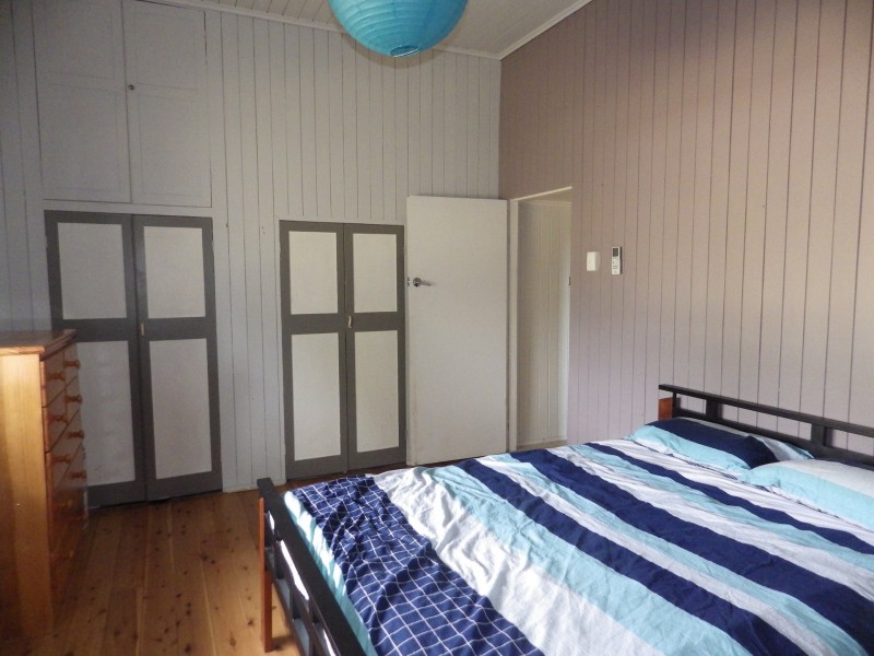 6 Northern Road, Roma QLD 4455