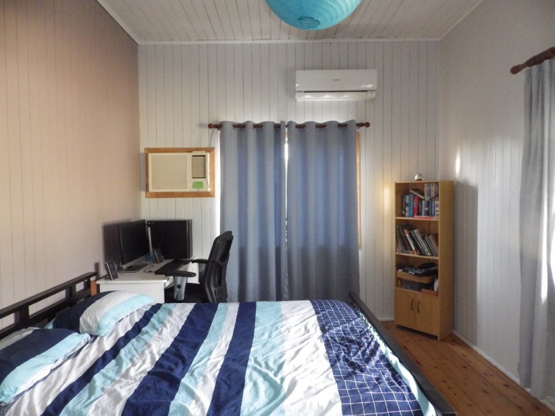 6 Northern Road, Roma QLD 4455