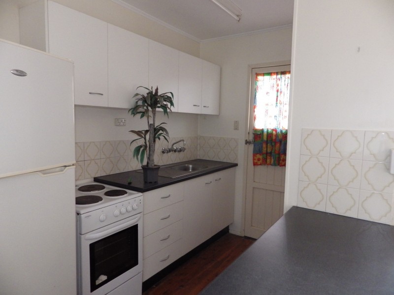 29 George Street, Roma QLD 4455