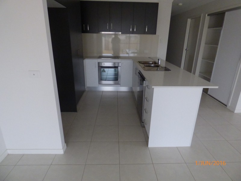 2/85 Wheeler Drive, Roma QLD 4455